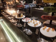 -广州万富希尔顿酒店·感趣自助餐厅·金秋蟹宴生蚝海鲜刺身烧烤
