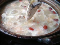-花苑美食横琴生蚝火锅(拱北粤华路店)