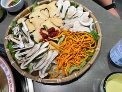 -阿婆情腊排骨火锅·野生菌季(古城旗舰店)