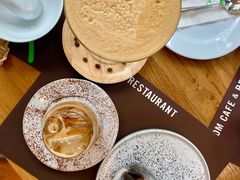 -Chom Cafe and Restaurant