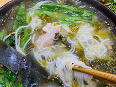 酸菜肉片沾水米线-贵州沾水米线(学田湾店)