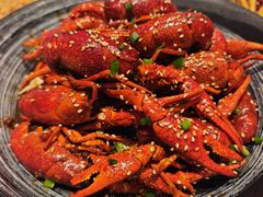 -肥肥虾庄·金牌油焖大虾(杨园滨江时代walk店)
