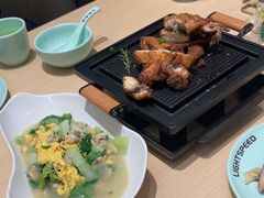 -吕氏疙瘩汤·海鲜新鲁菜(海州利群店)