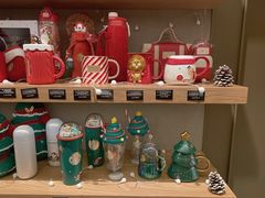 零售区-星巴克(广州淘金路店)