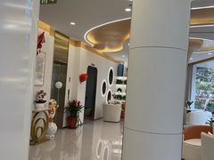 -皓齿连锁·雅贝健口腔·种植·矫正中心(虹口曲阳路店)