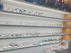 -视野联行眼镜·蔡司·依视路(省体育馆店)