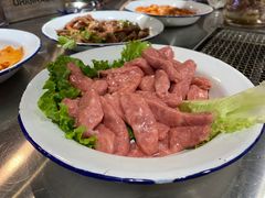 -马路牙子地桌烤肉(工体店)