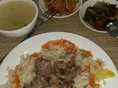-特丰抓饭(莱茵庄园店)