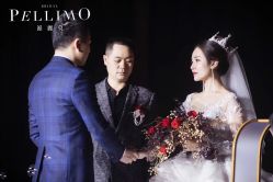 -派丽莫Pellimo原创设计婚纱品牌
