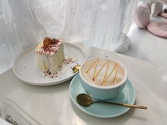 -共舞时光猫咖·狗咖(新街口店)