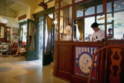 -IMUSE BARBER SHOP