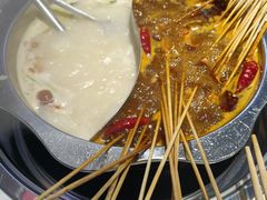 -佰人王串串香火锅(洋珠巷店)