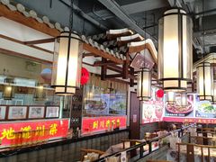 -川流不息·地道川菜·小龙虾(新松江路店)