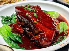 坛香滋味肉-吴越荣记苏州菜·松鼠桂鱼 100% 活鱼现做(月光码头店)