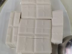 -渝君重庆火锅(嘉宾路店)