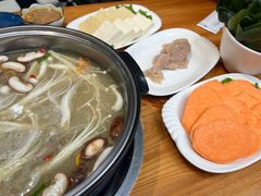 -风情丽江斑鱼火锅(孙家沟西南路80号店)