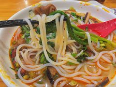 -螺小胖柳州螺蛳粉(钟楼总店)