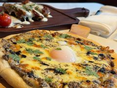 黑松露披萨-Mogul Eatery·大亨餐酒馆