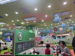-莫莉幻想儿童乐园(北京金隅嘉品店)