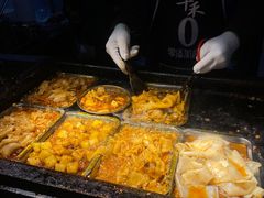 -鸿通城购物中心