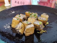 -披云山庄