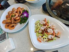 -巧克力渔家.小船海鲜胶东菜(三浴场店)