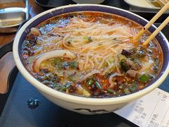 -云阿蛮云南生烫牛肉米线(奉贤路店)