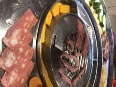 -哈哈碳都·牛肋条无限自助烤肉(台江万达店)