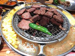 -青瓦炭韩潮烤肉(花园道店)