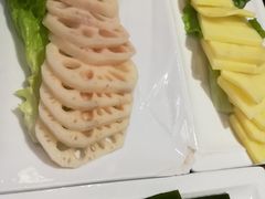 -苗家大院酸汤鱼(贵阳北站店)