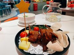 秘制脆皮乳鸽-避风塘·金牌店·夜宵(金玉兰店)