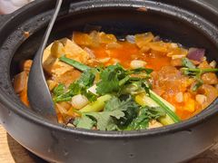 臭豆腐肥肠砂锅-春家·非遗手工小吃(徐汇万科广场店)