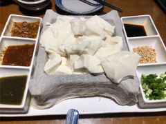 -95号酱骨·一块豆腐(展春园西路店)