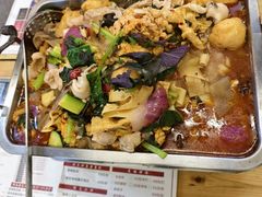 -后街佬·炭火鲜鱼杂(南城店)