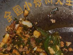 -费大厨辣椒炒肉(高铁吾悦广场店)