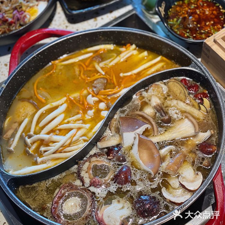 四千高原的全素鲜味火锅