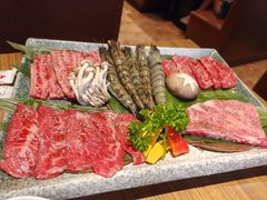 炼火拼盘-炼火烤肉店