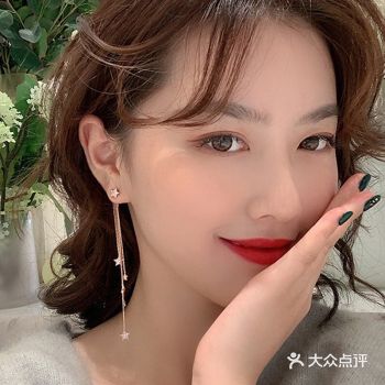 打耳洞，无痛穿耳，耳钉，打肚脐钉