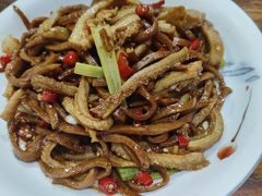 -老三样·美食研究中心(世贸路店)