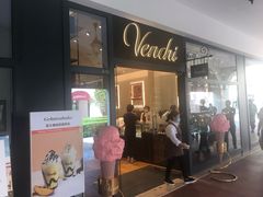 门面-VENCHI 闻绮(上海佛罗伦萨小镇店)