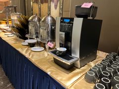 -永恒朗悦酒店(广西大学地铁站大学东路万达广场店)