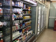 -全家便利店(东直门店)