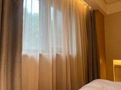 -全季酒店(南京奥体兴隆大街地铁站店)