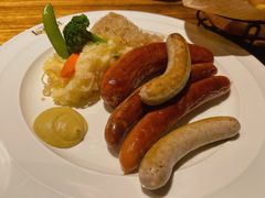 -LENBACH兰巴赫西餐啤酒坊(大连东港店)