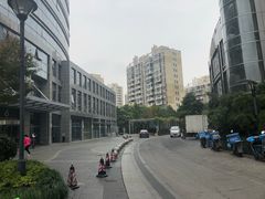 -绿洲中环中心-停车场