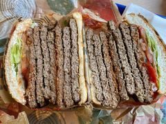 七层皇堡-汉堡王(北京三里屯购物中心)