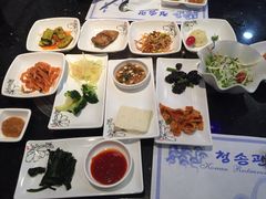 -青松馆韩国料理(香港中路佳世客店)