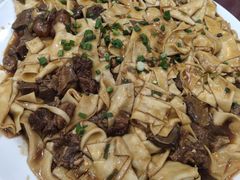 -壹阁胡羊焖饼(特色小吃街店)