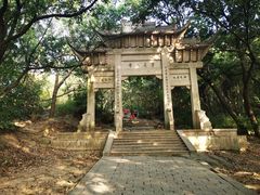 -灵岩山风景区