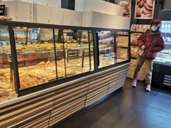 面包甜点陈列柜-华丰贺氏(福新西路店)